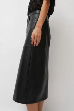 Outlet Aimee Skirt in Black Holiday Gift Guide|Collections