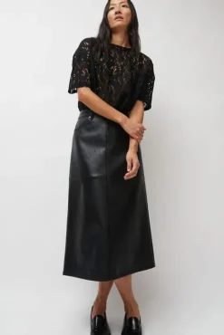 Outlet Aimee Skirt in Black Holiday Gift Guide|Collections