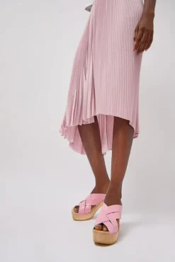 Discount Basket Clog on Platform in Pink Patent Sale Clogs|Collections