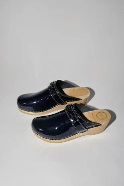 Discount Bridget Clog on Mid Wedge in Navy Patent Collections|Clog Sandals And Shoes