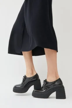 Fashion Brushed Platform Oxford in Gradient Taupe Collections|Clogs And Shoes