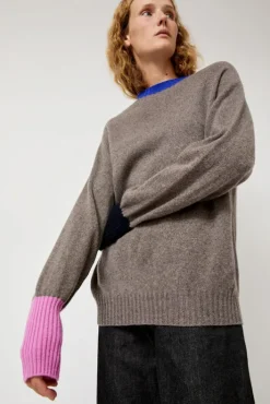 Best Bryan in Grey Blue Pink Navy Sweaters|Collections