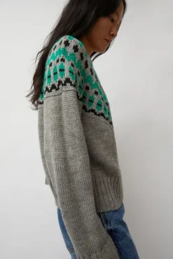 Fashion Cardiff Sweater in Grey and Green Holiday Gift Guide|Collections