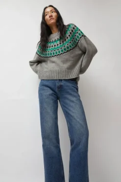 Fashion Cardiff Sweater in Grey and Green Holiday Gift Guide|Collections