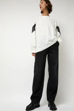 Hot Chevron Raglan Tee in White Collections|Tops