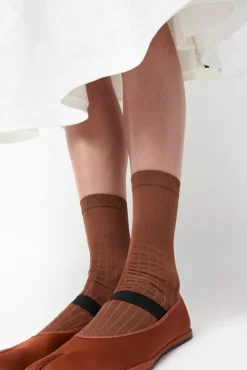 Fashion Cjalce Viscose Tabi Socks in Camel Collections|Socks & Tights