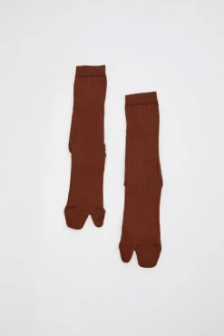 Fashion Cjalce Viscose Tabi Socks in Camel Collections|Socks & Tights