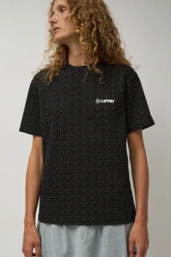 Clearance Clive Unisex T-Shirt in Dots Tops