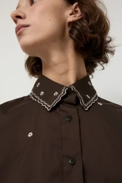 Fashion Embroidery Shirt in Chocolate Collections|Tops