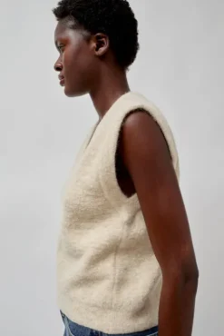 Fashion Fleece Vest in Ecru Sweaters|Clothing