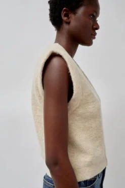 Fashion Fleece Vest in Ecru Sweaters|Clothing