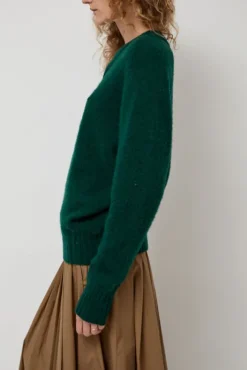 New Future Memories V Neck Sweater in Forest Holiday Gift Guide|Sweaters