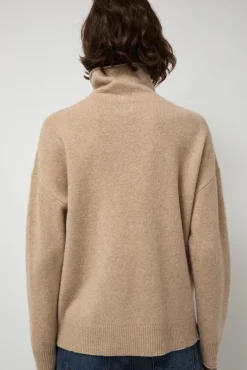 Hot Gal Sweater in Linen Holiday Gift Guide|Sweaters