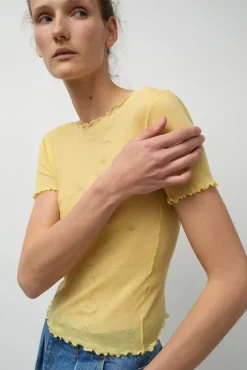 Outlet Gerrymandered Tee in One Yellow Collections|Tops