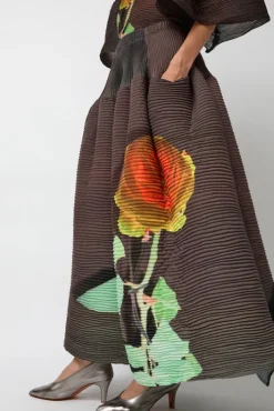 Fashion Kenza Skirt in Rose Holiday Gift Guide|Skirts