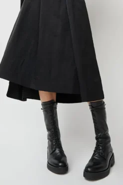 Online Lace Up Crepe Sole Boot in Nero Collections|Clogs And Shoes