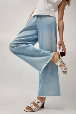 New Laurel in White Collections|Clogs And Shoes