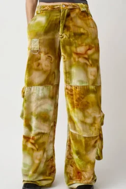 Best Lawn Cargo Pant in Sage Molten Floral Shorts & Pants|Clothing