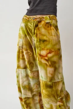 Best Lawn Cargo Pant in Sage Molten Floral Shorts & Pants|Clothing