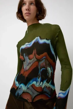 New Lee Top in Lola Tops|Clothing