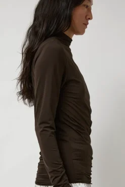 Hot Light Jersey Slim Shirring Top in Brown Collections|Tops