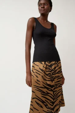 New Luiza Tank in Black Collections|Tops