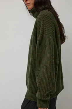 New Mea Turtleneck in Forest Collections|Sweaters