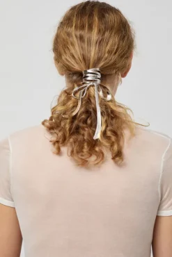New Metal Bow Clip in Silver Accessories