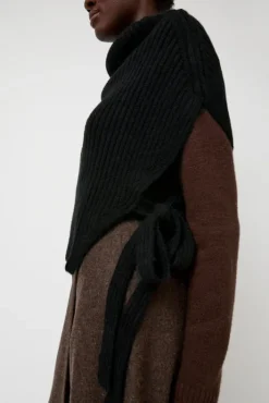 Fashion Neck Warmer in Black Collections|Scarves & Gloves