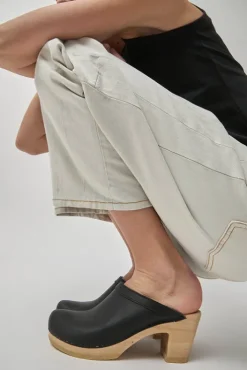 Fashion Old School Clog on High Heel in Black Collections|Clog Sandals And Shoes
