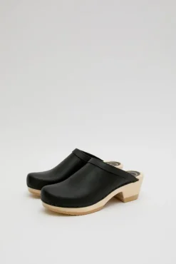 Best Old School Clog on Mid Heel in Black Collections|Clog Sandals And Shoes
