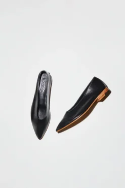 Clearance Party Flat in Black Holiday Gift Guide|Collections