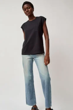 Fashion Pocket Tank in Stil Black Collections|Tops