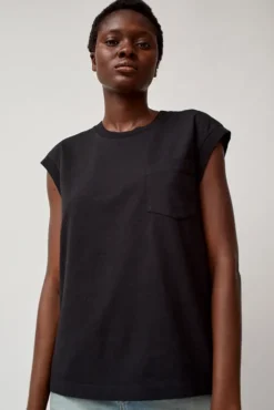Fashion Pocket Tank in Stil Black Collections|Tops