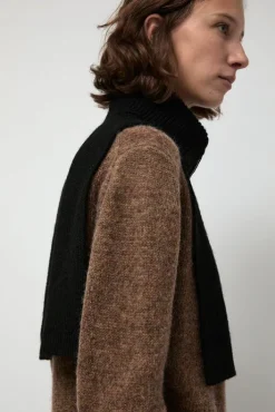 Online Raw Collar in Black Scarves & Gloves|Accessories