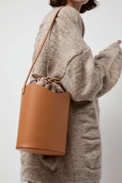 Best Roseto Bucket Bag in Naturale Holiday Gift Guide|Bags