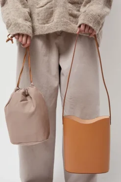 Best Roseto Bucket Bag in Naturale Holiday Gift Guide|Bags