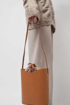 Best Roseto Bucket Bag in Naturale Holiday Gift Guide|Bags