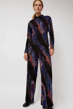 Best Silhouette Plisse Pant in Blue Shadow Wing Shorts & Pants|Clothing