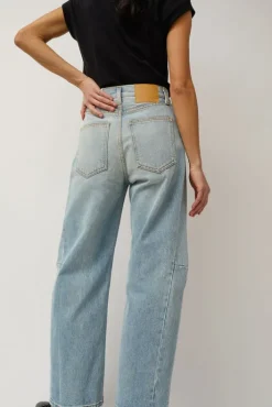 Hot Slim Lasso Jean in Super Light Vintage Collections|Denim