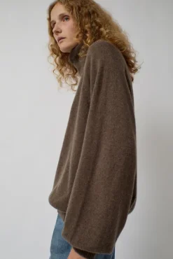 Discount Soar Turtleneck in Teak Brown Sweaters|Clothing