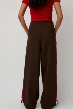 Clearance Sport Trouser in Mud Collections|Shorts & Pants