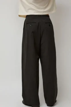 Fashion Straight Trousers in Dark Grey Collections|Shorts & Pants