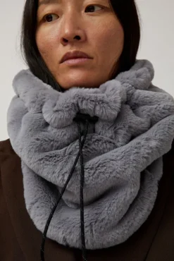 Outlet Tube Scarf in Alloy Collections|Scarves & Gloves