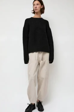 Fashion Vello Crewneck in Black Sweaters|Clothing