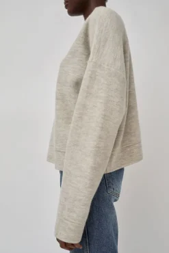 Outlet Wide V Neck in Carrara Collections|Sweaters