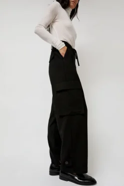 Best Wool Blend Cargo Pants in Black Collections|Shorts & Pants