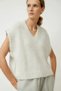 Discount Yume Vest in Ice Sweaters|Clothing
