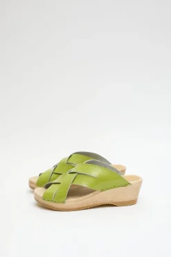 Sale Basket Clog on Mid Wedge in Apple Patent Sale Clogs|Collections