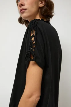 Sale Tosh Tee in Black Tops|Clothing